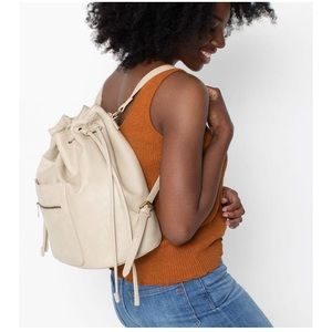 Drawstring Fawn Design